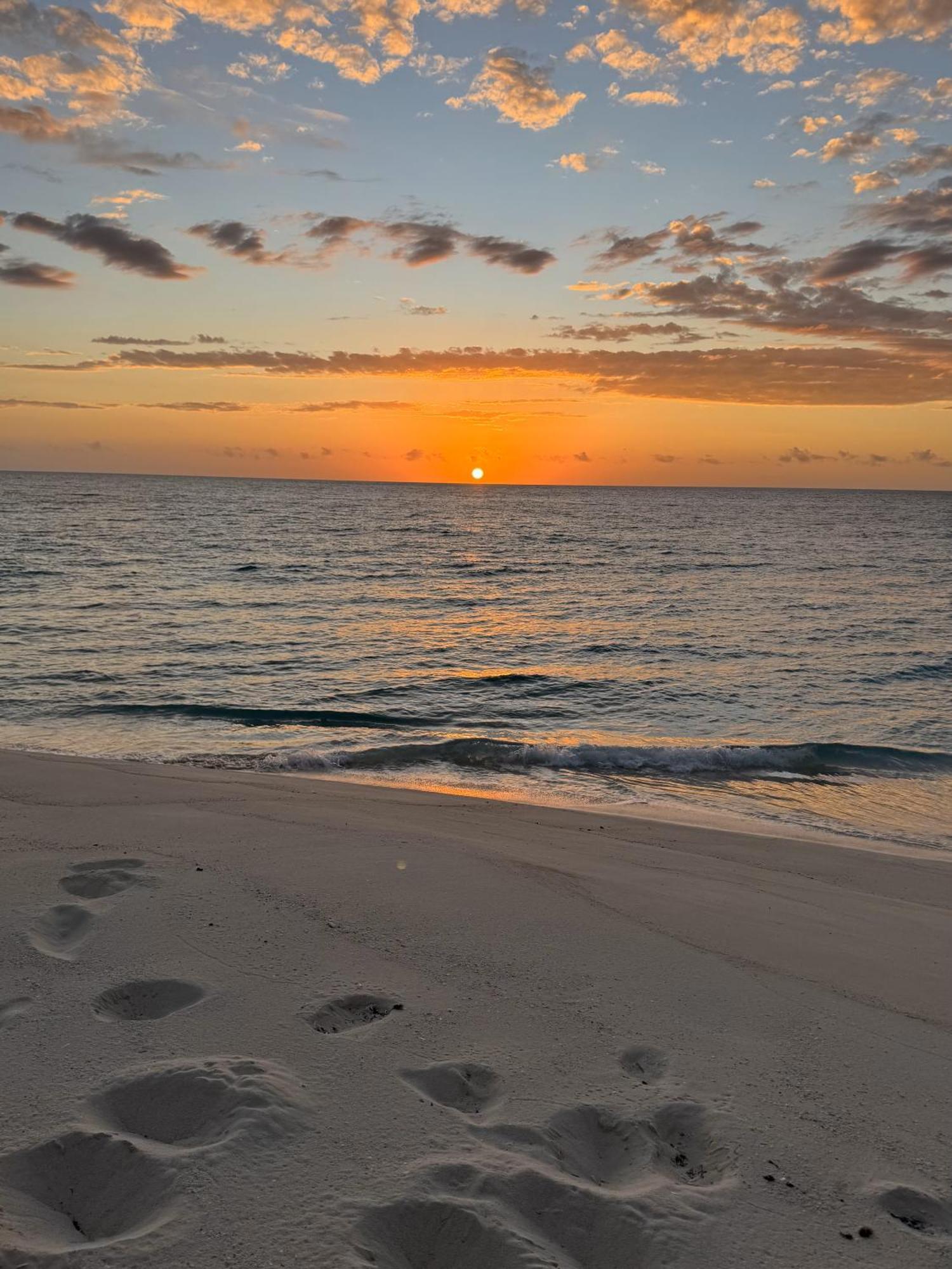 Grand Turk Inn Экстерьер фото