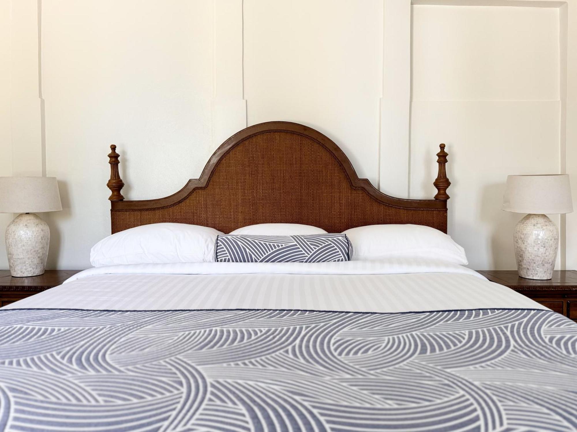 Grand Turk Inn Экстерьер фото